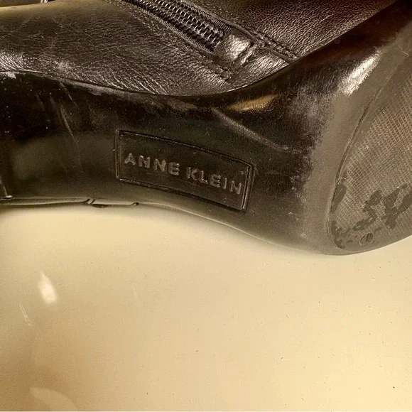 Anne Klein Women's Seabed Leather Bootie - Picture 7 of 10